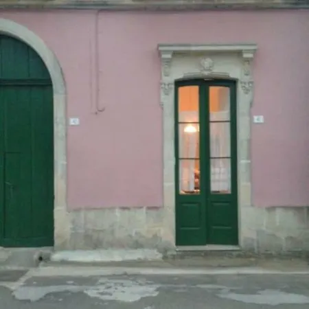 Feriehus Casa Nonna Gloria Andrano
