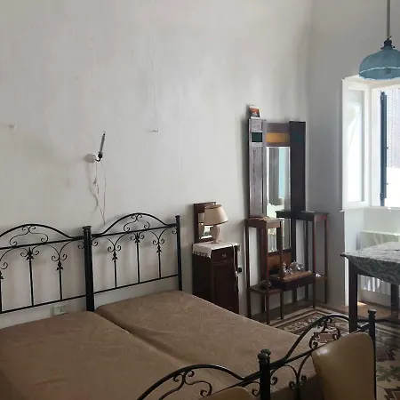 Casa Nonna Gloria Feriehus Andrano